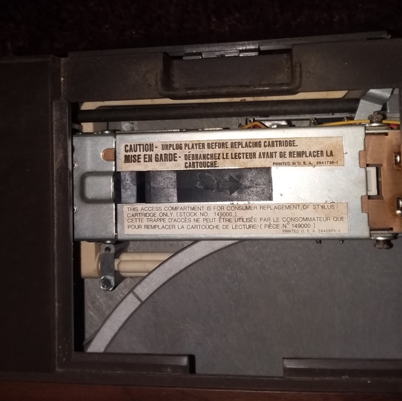 Zenith Video Disc Player. Model VP2000. - Picture 3 of 6